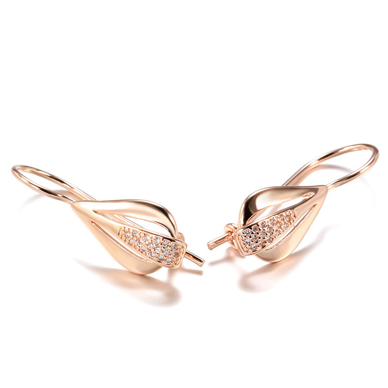 Fashionable Korean Earrings with Rose Gold and Diamonds